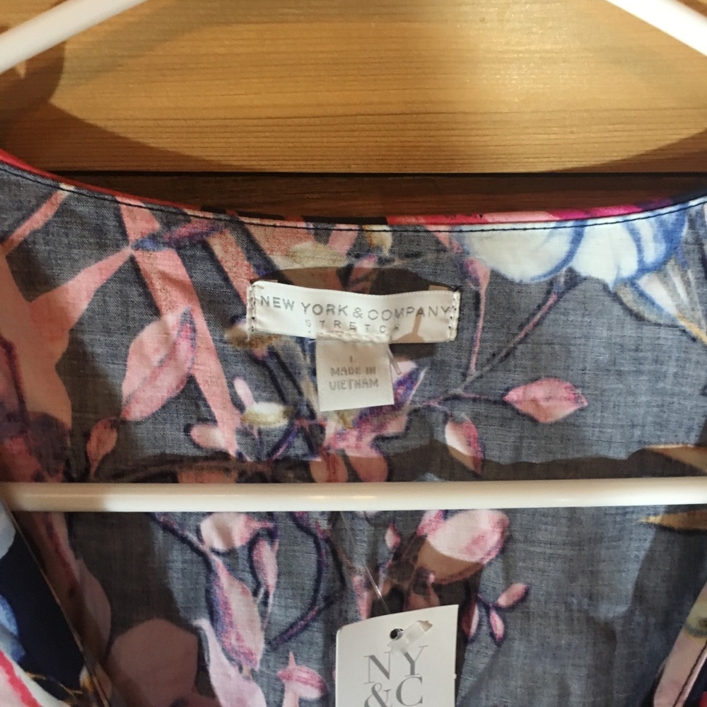 NY&Co Floral Ruffled Dress - Picture 3 of 5